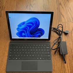 Microsoft Surface Pro 7/8GB RAM/256GB SSD/Touchscreen/Windows 11/Fully Functional/USB-C/Micro SD Port/Original charger with usb