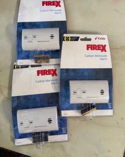 Firex Carbon Monoxide Detector, Battery Operated, CO Detector/Detector de monóxido de carbono Firex,
