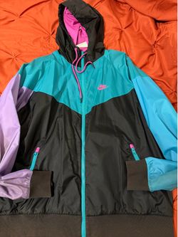 Nike windbreaker