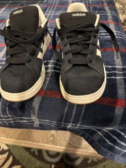 Black Big Kid Adidas Sneakers