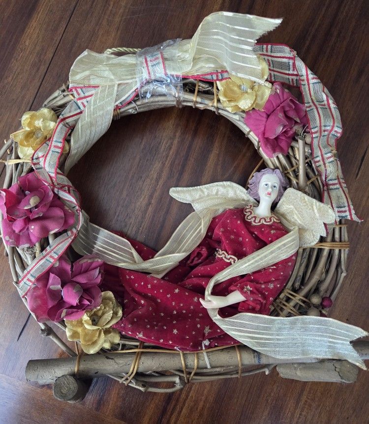 Unique Vintage Angel Christmas Wreath