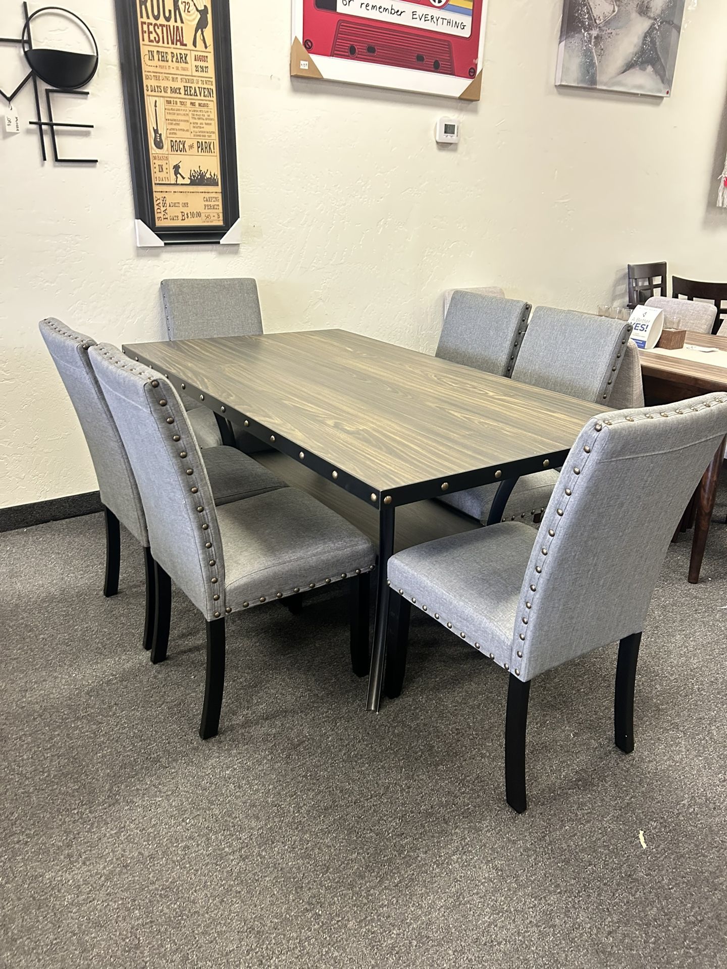 Dining Table With 6 Chairs 