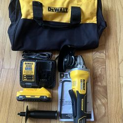 Dewalt 20V DCG413 XR Brushless Grinder 4-1/2” With Quick Stop Kit With Battery, Charger Tool bag