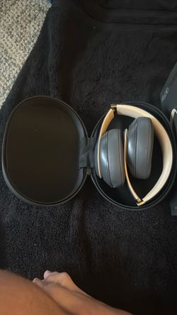 Beats studio 3 wireless like new