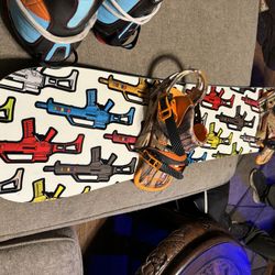 Echelon 58”Snowboard, Size 9 Burton Boots, XL-Pants And Bag