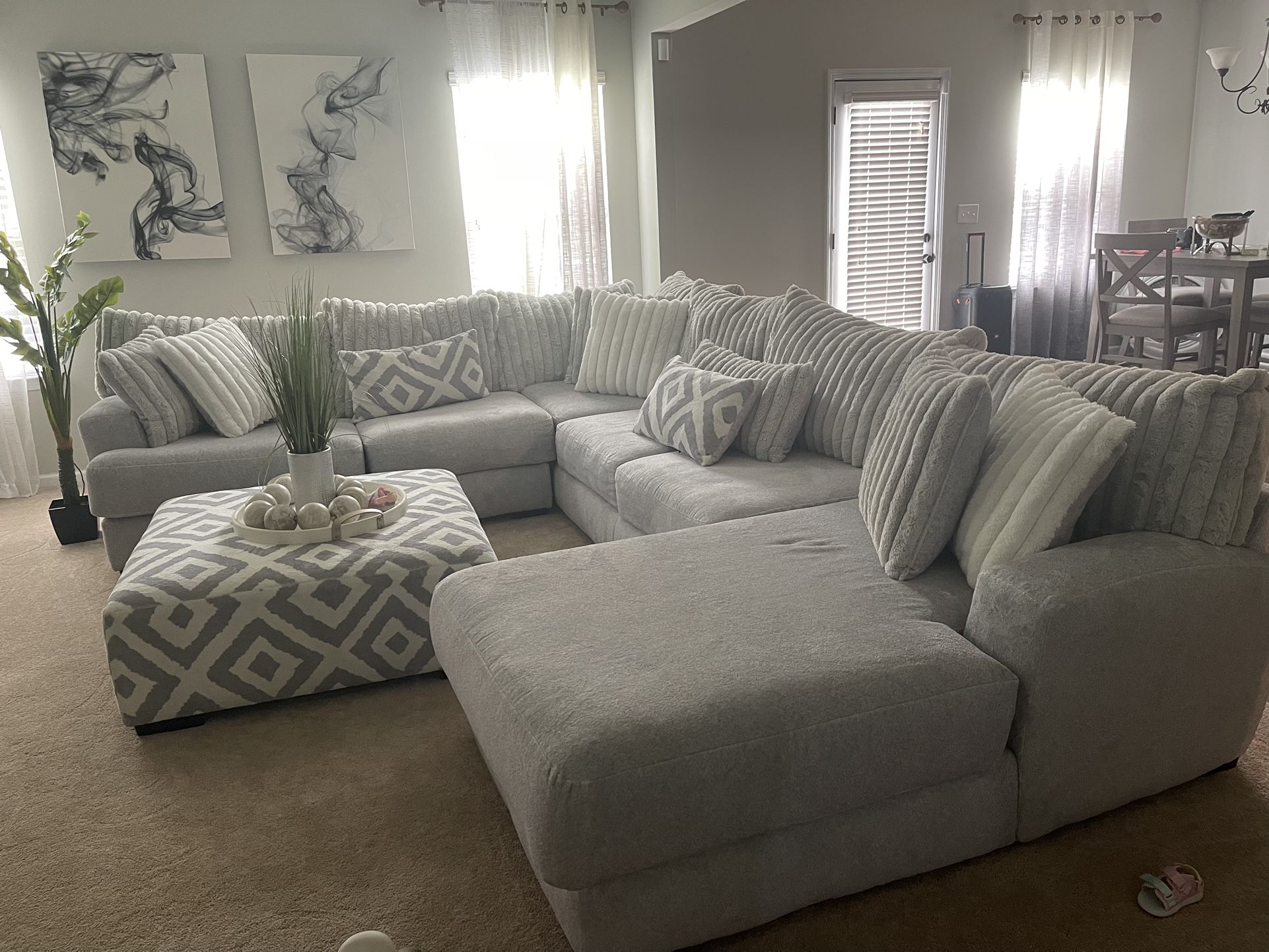 Bristol 3 Piece Sectional With Ottoman And Chaise