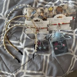 Earrings & Fashion Jewelry Set