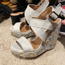 Not Rated Wedges Size 6 New 