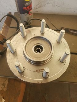 7 Lug Ford Hubs