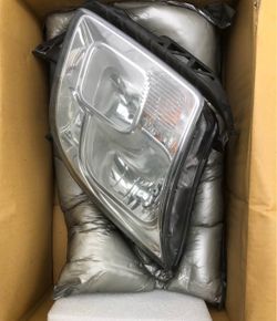 Ford Fusion Headlight & Taillight