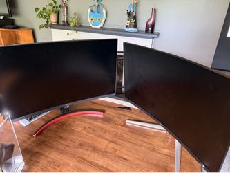 2 Acer 27” curved monitors