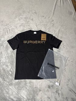 Graphic Burberry Black Tee