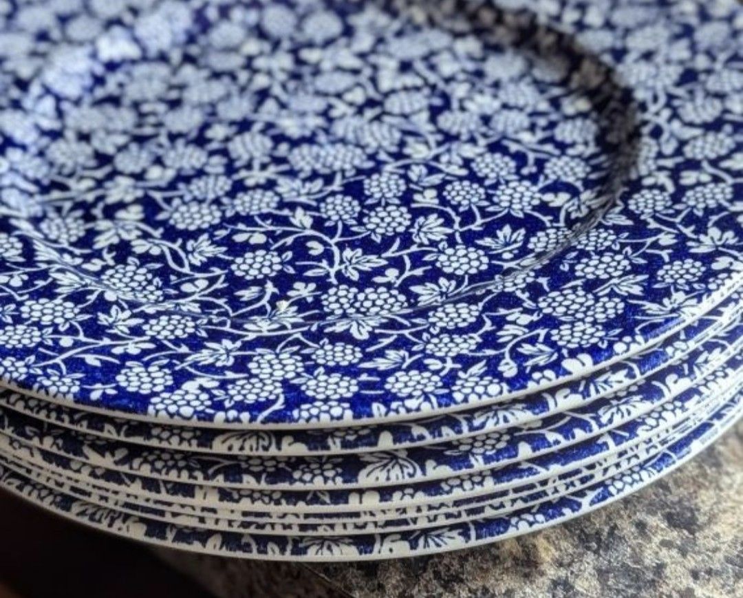 Set Of Dinner Plates