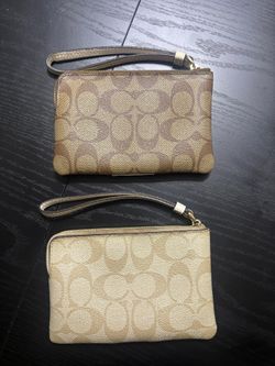 Coach Corner Zip Wristlet 