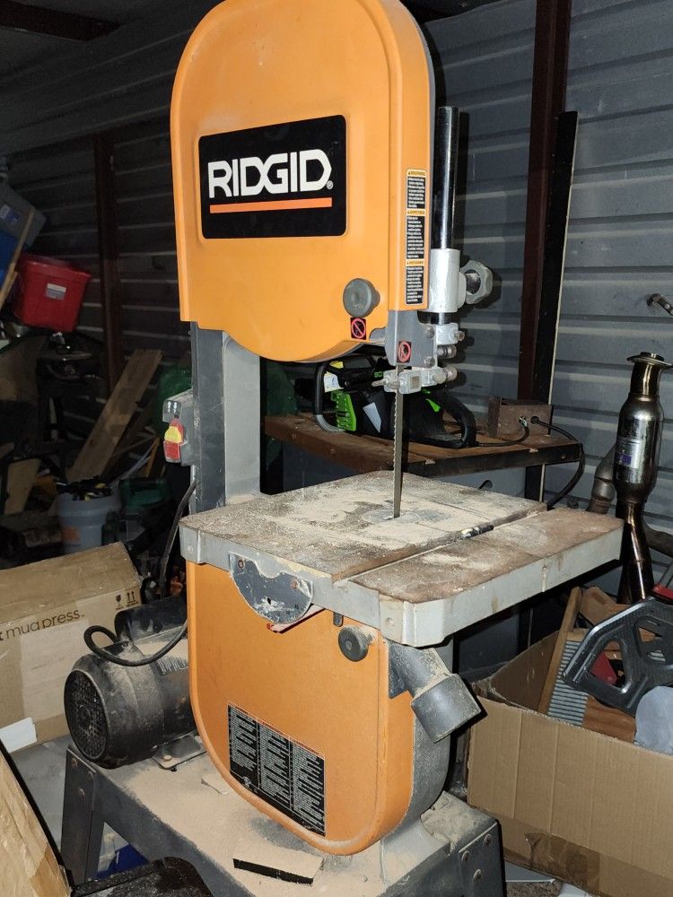 Rigid 14" Band Saw