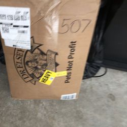 Cat  Litter  By Dr. Elsey 