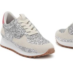 Steve Madden glitter sneakers. Fit 7