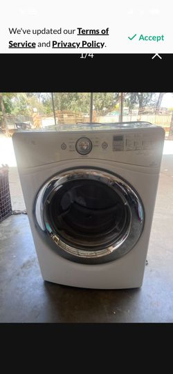 Whirlpool Duet Front-Load Dryer White