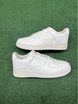 NIKE AIR FORCE LOW COLOR OF THE MONTH TRIPLE WHITE SIZE 13