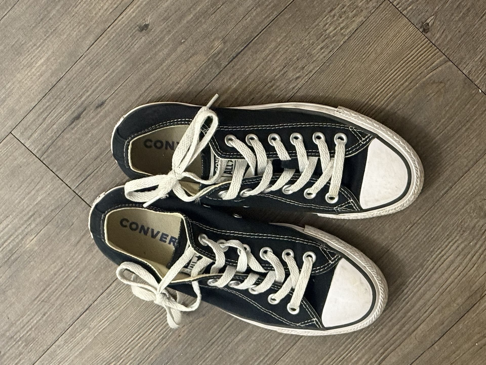 Converse Black 7.5