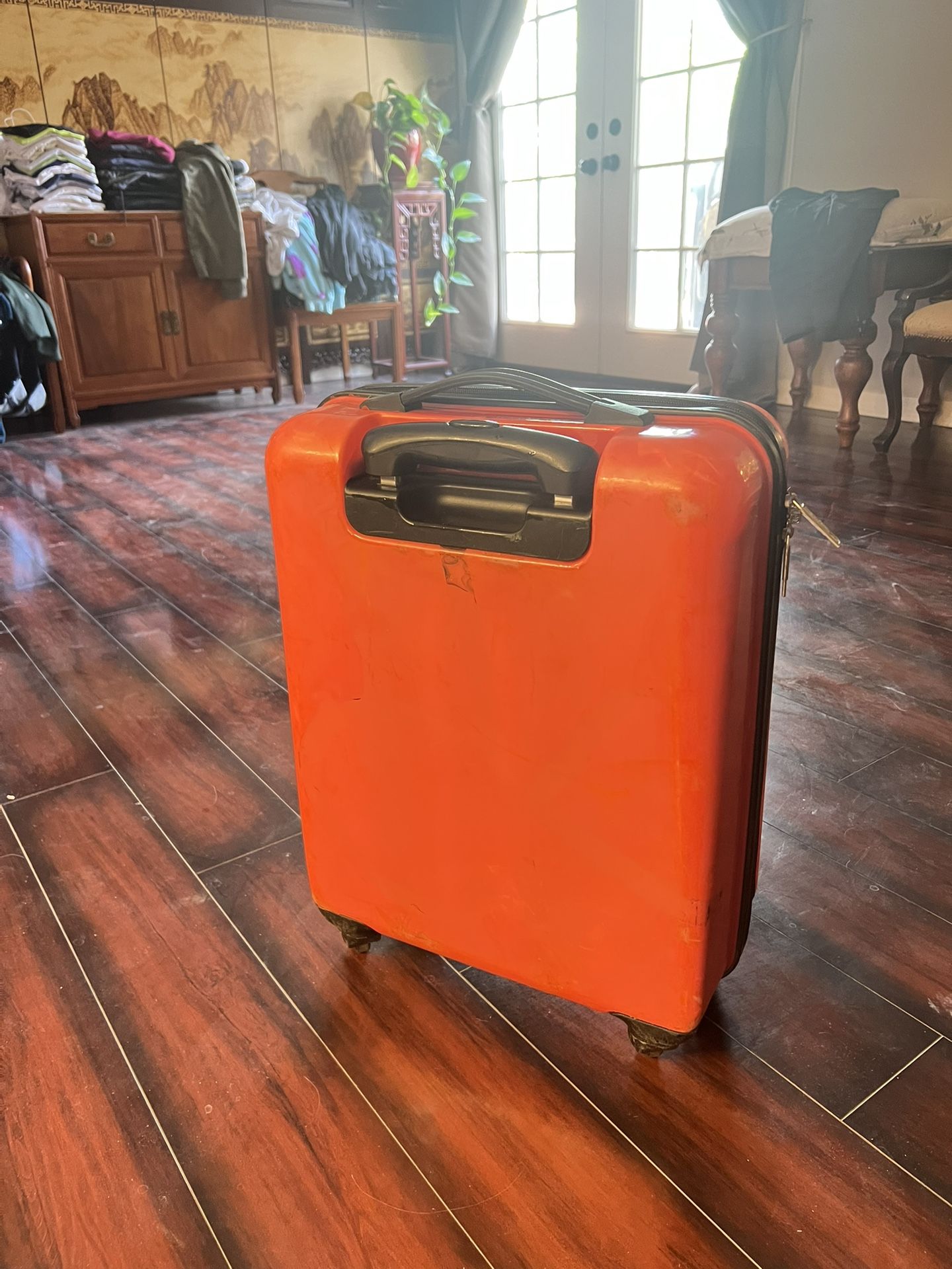 Orange Hand Carry Spin Suitcase