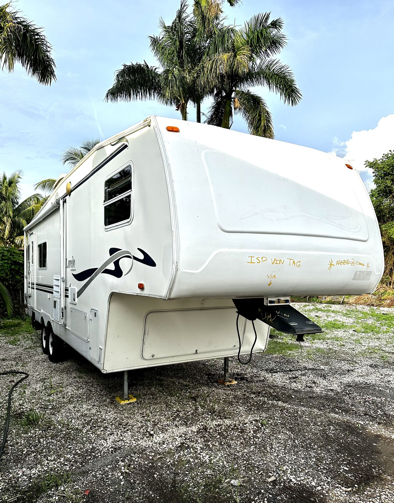 2001 Laredo Rv For Sale for Sale in Miami, FL - OfferUp