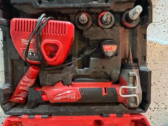 Milwaukee pex tool
