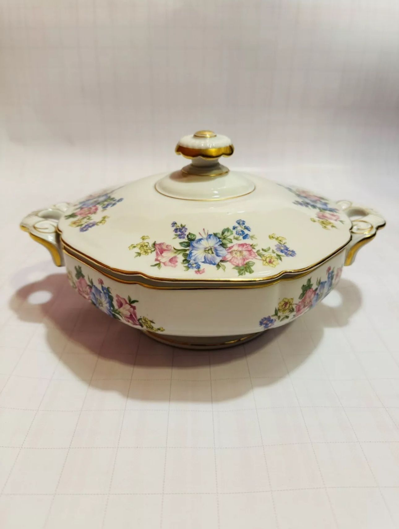 f09b8fe588874771a38b2c699e6694