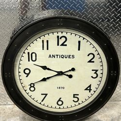 ANTIQUES WALL CLOCK