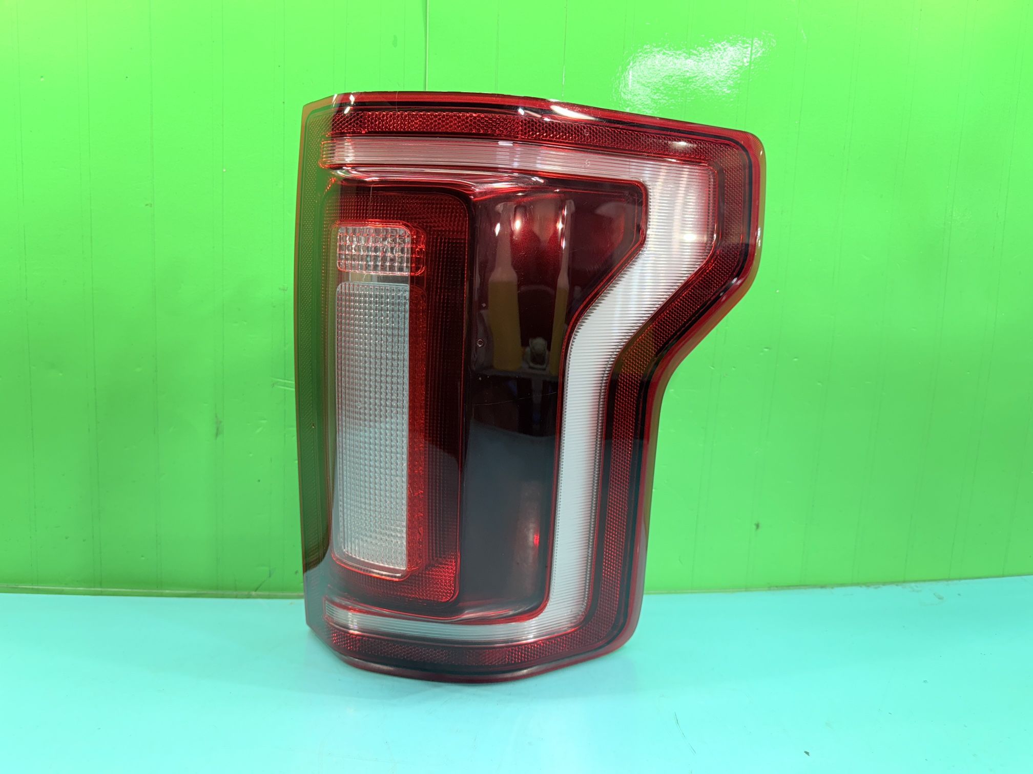 F150 RAPTOR 2015 2016 2017 2018 2019 2020 Tail Light Oem