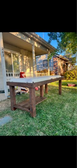 Free Massage table