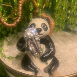 Graduate GEMOLOGIST Lady’s Diamond Ring