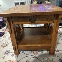 End table With Drawer 
