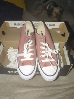 Converse Brand New Unisex Size 6 Men/8 Women 