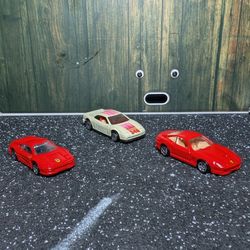 Vintage Hot Wheels Ferrari (contact info removed) RED FERRARI F355 BERLINETTA  Hot Wheels  Ferrari 550 Maranello 1:64 scale Die Cast 