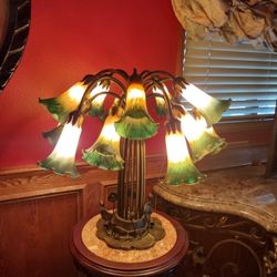 Beautiful Lilly Lamp
