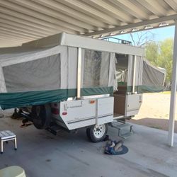 Fleetwood Pop Up Camper Trailer 2008