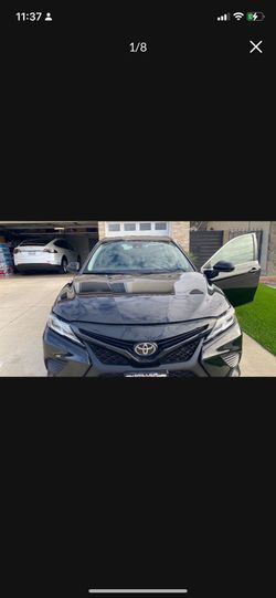 2019 SE Toyota Camry
