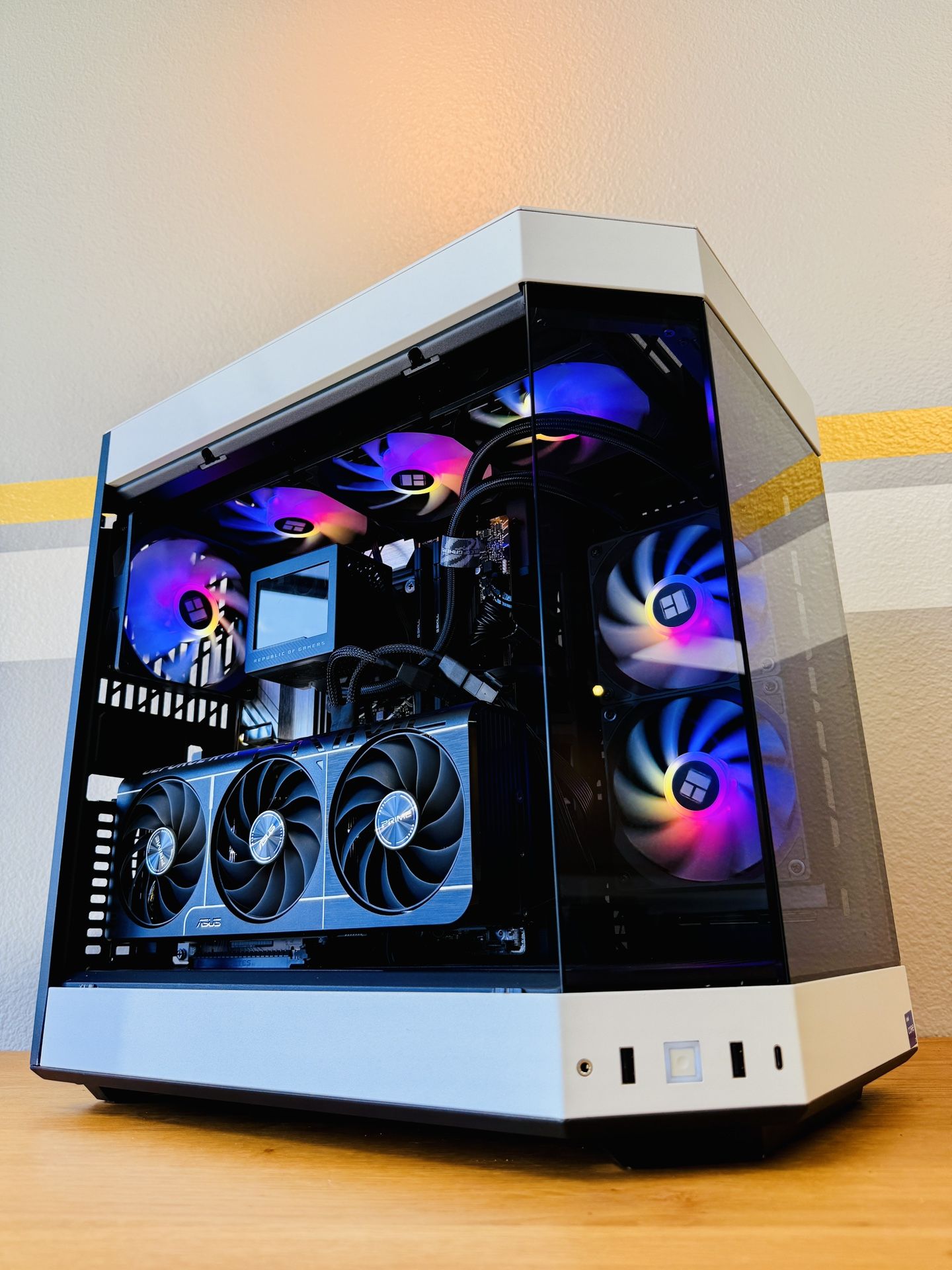 Gaming PC Custom Built by AREA-51✅🕹Full White RGB Set,Intel i7/32GB RAM/2TB🖥1 Yr Wrnty‼️ RTX 5070 GPU💥 $0 Down Finance Available