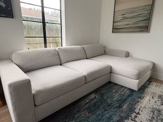 West Elm Urban Sectional with Right Chaise – 106” – Frost Gray Chenille