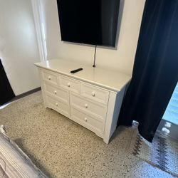 Drawer Dresser/ Cômoda /cómoda