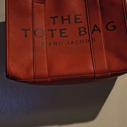 The Tote Bag 