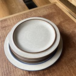 Fabrik Stoneware Salad + Dinner Plates