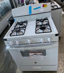 White Freestanding Gas Range Stove