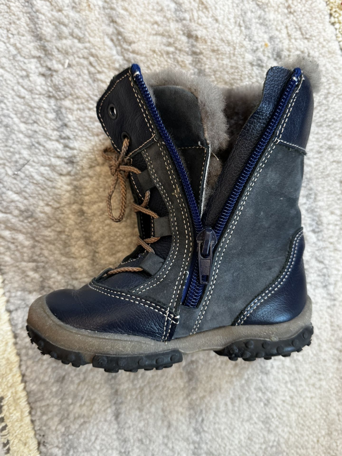 Natural Leather/fur Baby Boots Size 22/ US Shoe Size 7 (toddler)