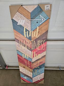 Kirkland's 'Find Happiness in the Little Things' Wall Sign