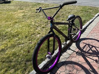 big flyer stealth mode and purple ano se bike
