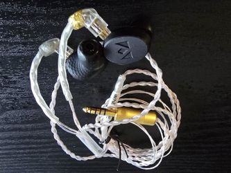 Noble Audio Katana in-ear monitor