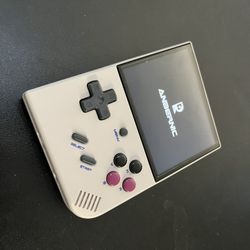 Anbernic RG35XX Plus