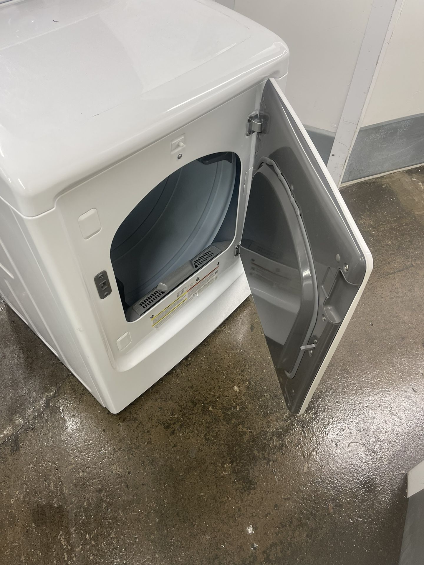 Samsung Moisture Sensor Gas Dryer DV45H7000GW/A2 for Sale in Greensboro